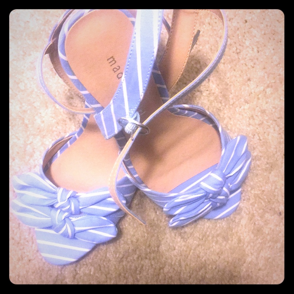 madden girl blue and white stripped sandals